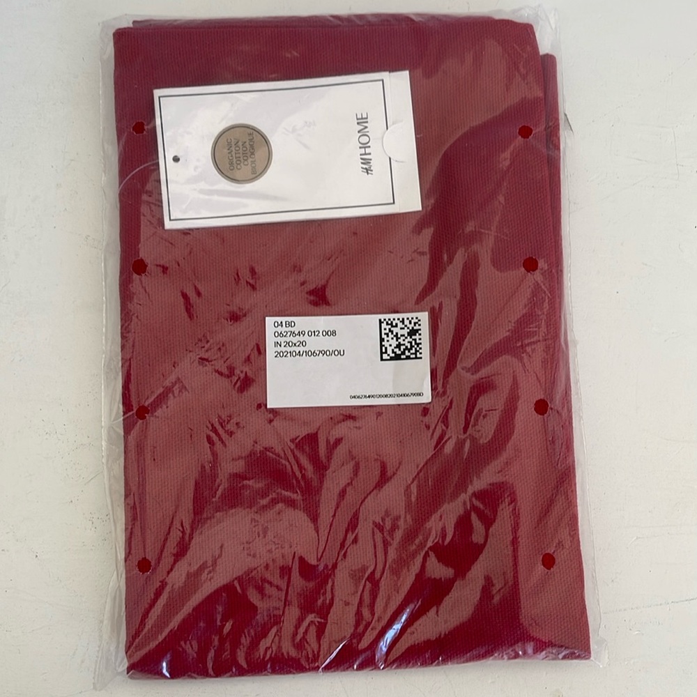 H&M New! Red Organic Cotton Pillow Cover 20x20”
